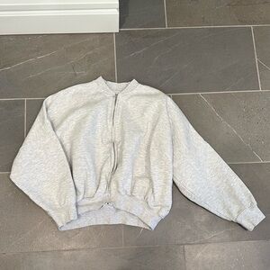 Zara Gray Zip-Up Sweatshirt